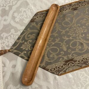 Indian Natural Wooden Carved Long Thin Centerpiece Incense Holder New Brown L